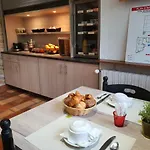 Logis Restaurant L'escarbille 3* Saint-Martin-dʼArdèche