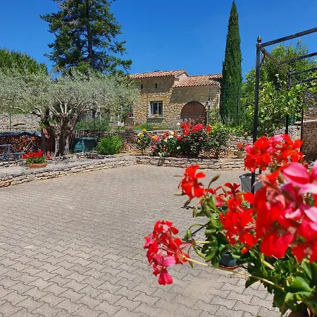 Logis Restaurant L'escarbille Szálloda Saint-Martin-dʼArdèche