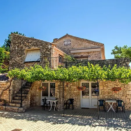 Logis Restaurant L'escarbille 3* Saint-Martin-dʼArdèche