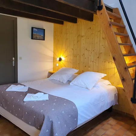Logis Restaurant L'escarbille Hotel Saint-Martin-d'Ardeche